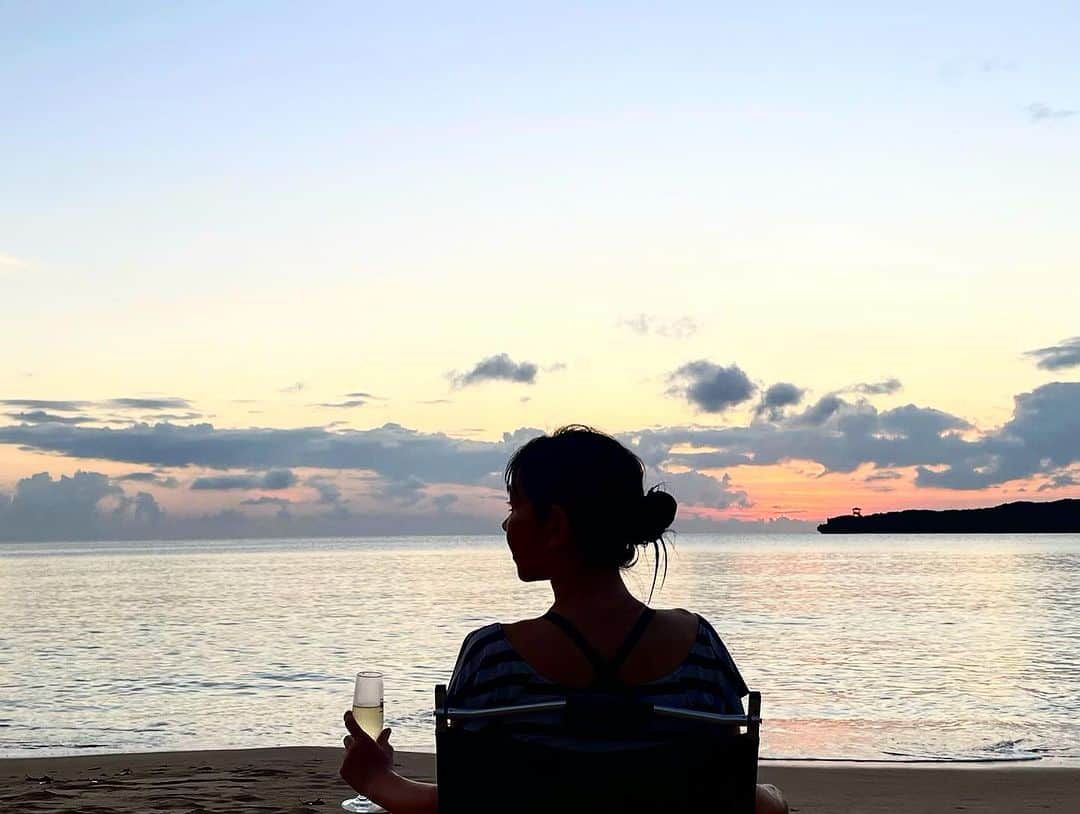 akikoさんのインスタグラム写真 - (akikoInstagram)「Sunset  @iriomote_hotel   #夕暮れマングローブカヤック #sundowner」7月15日 23時08分 - akikojazz
