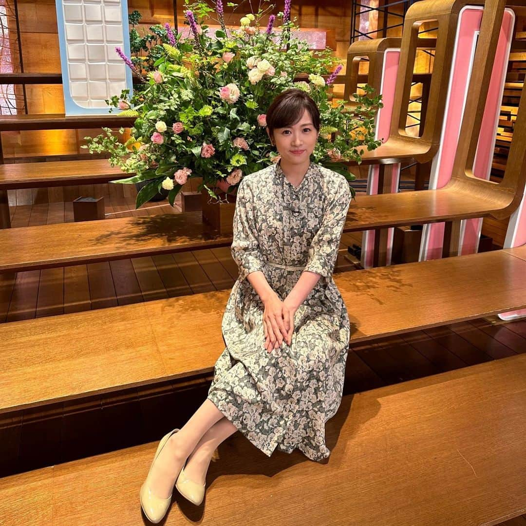 高島彩のインスタグラム：「7月15日 #サタデーステーション 本日もご覧いただきありがとうございました。  ヘアメイク @h.m.s.mika   ワンピース @lequipe.official  #高島彩」