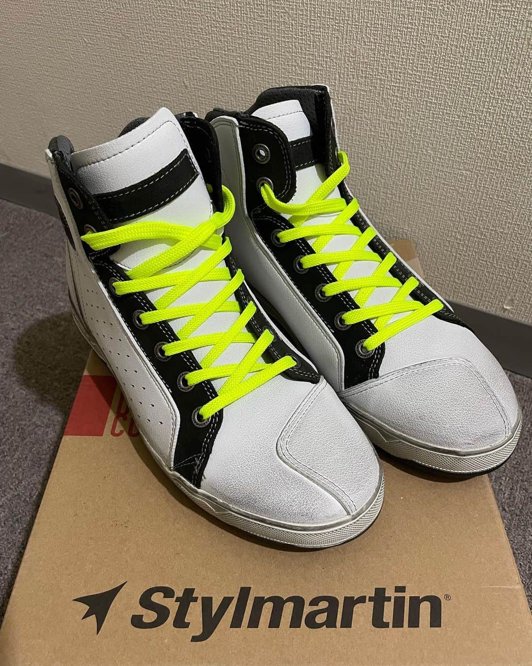 黒山健一さんのインスタグラム写真 - (黒山健一Instagram)「I got these shoes 👞  thank you Stylmartin👍  #stylmartin」7月15日 23時27分 - kenichi_kuroyama