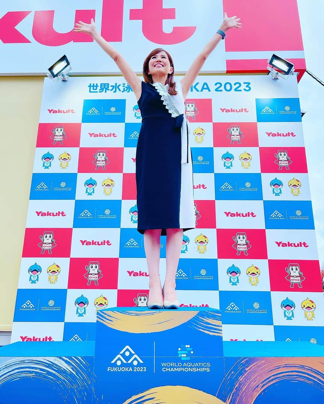 重太みゆきのインスタグラム：「わーい🥰今大会の日本勢第１号の金メダル🥇 アーティスティックスイミング✨  女子ソロ・テクニカルルーティン 乾友紀子選手🏊‍♀️🎵2連覇！！！！ おめでとうございます🎊㊗️  わたしも喜びの図✨  #世界水泳  #世界水泳福岡2023  #世界水泳選手権2023福岡大会  #アーティスティックスイミング  #マリンメッセ福岡a館  #worldaquatics #金メダル  #乾友紀子選手」