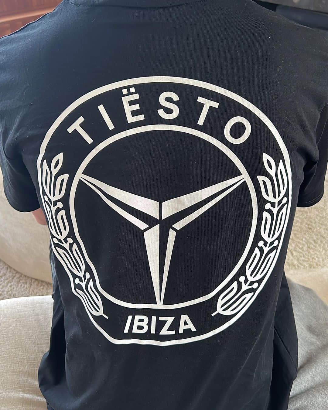 ティエストさんのインスタグラム写真 - (ティエストInstagram)「Work hard, vacation hard」7月16日 0時00分 - tiesto