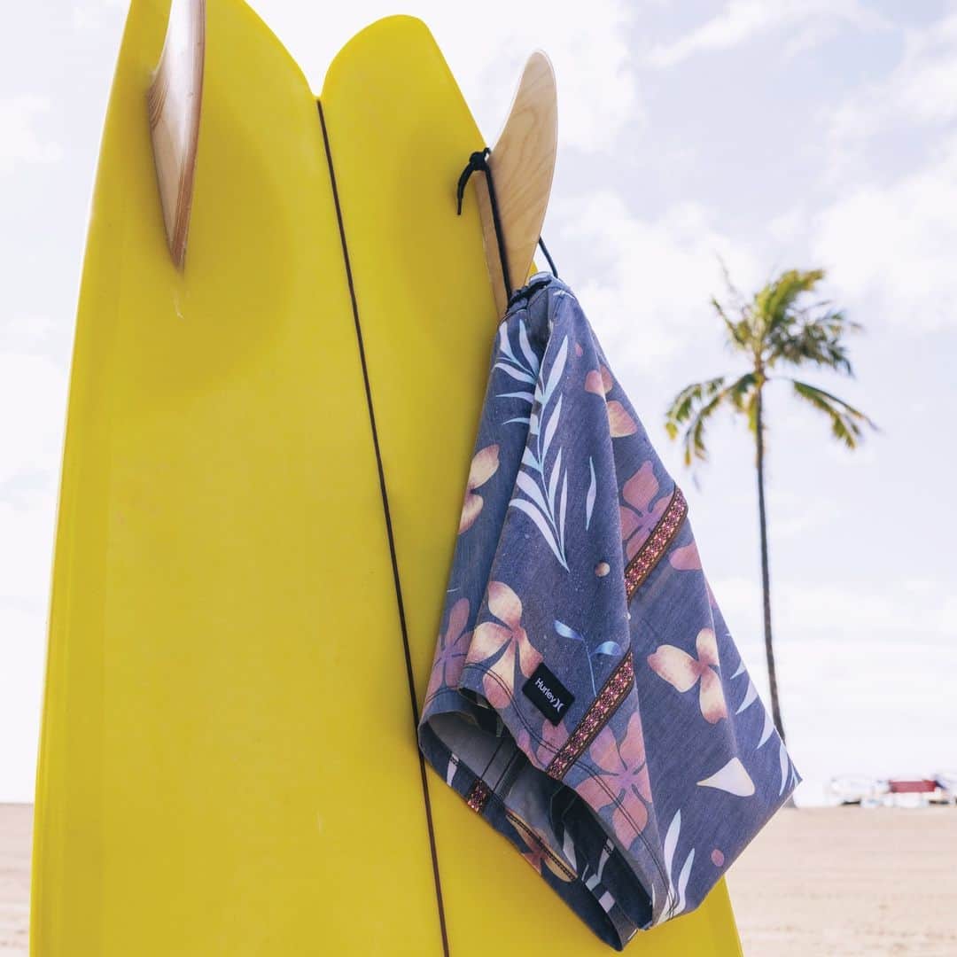 hurleyのインスタグラム：「No matter how you Phantom™️ , from volleys to Block Partys, you'll have your best surf yet in four way stretch, sustainably made, quick drying fabric. The prints and colors are just for fun 😎   Shop Phantom™️ at the link inn bio⚡️」