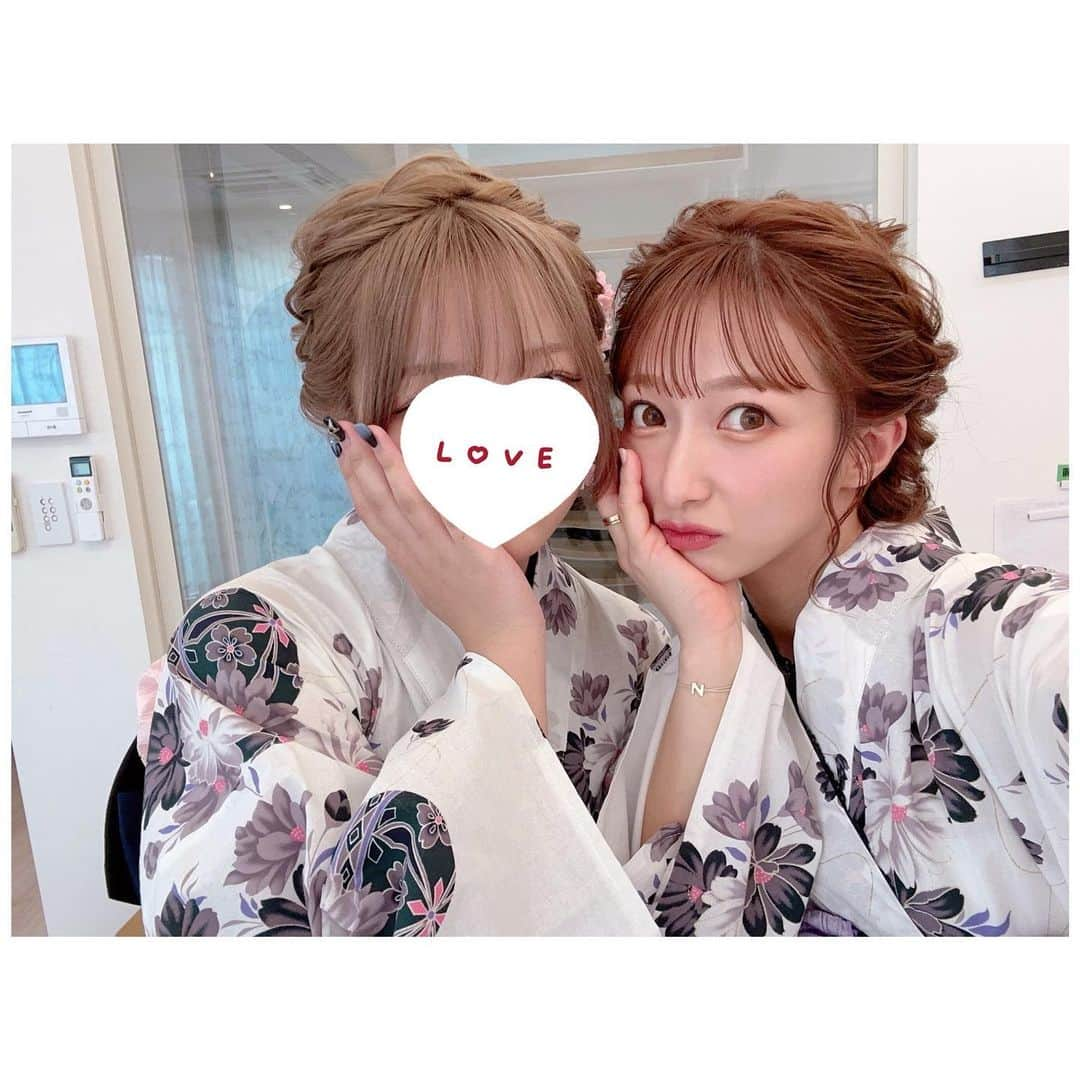 辻希美さんのインスタグラム写真 - (辻希美Instagram)「母娘。でお揃いの浴衣👘 🩷💜🩷💜🩷💜🩷💜」7月16日 0時15分 - tsujinozomi_official