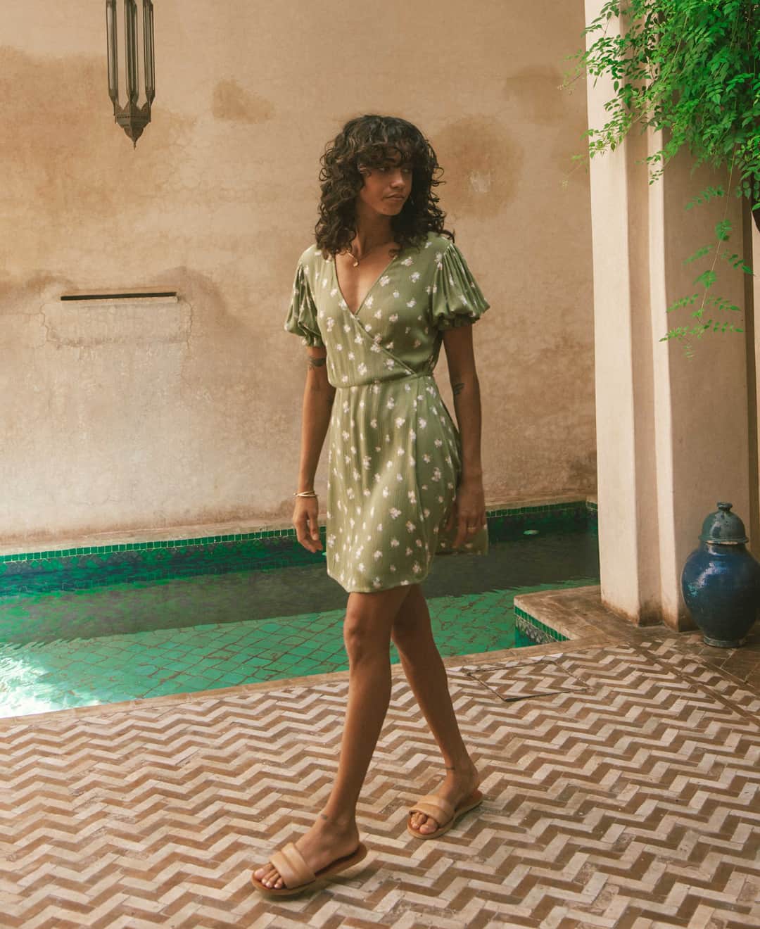 BILLABONG WOMENSのインスタグラム：「Green mini chiquita」