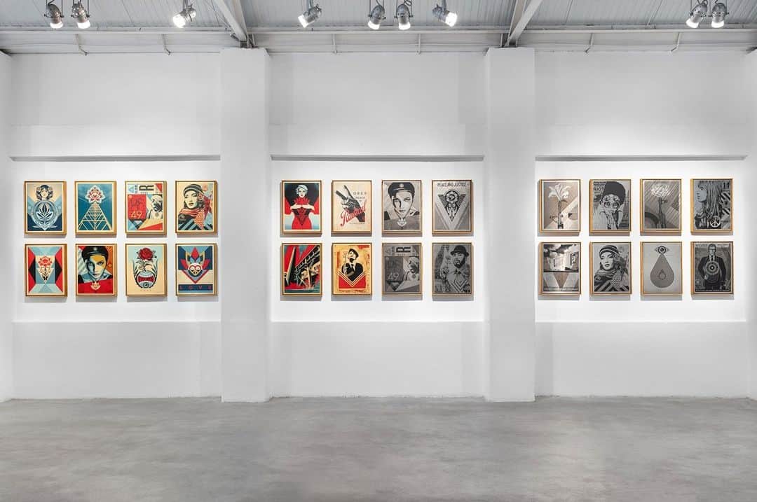 Shepard Faireyさんのインスタグラム写真 - (Shepard FaireyInstagram)「Installations from my show Printed Matters: While Supplies Last at @underdogs_gallery in Lisbon, Portugal. On view through August 4th.⁠ -S⁠ ⁠ Press and sales enquiries: gallery@under-dogs.net⁠⁠⁠⁠」7月16日 1時01分 - obeygiant