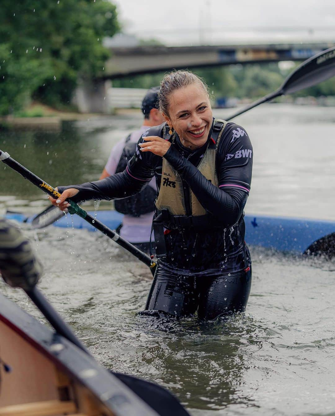 ソフィア・フロルシュさんのインスタグラム写真 - (ソフィア・フロルシュInstagram)「Five days spent very good in the UK 🇬🇧 Summer trainings camp with @alpine_racing and then two more days in the sim to prep for the next two rounds 💨 Beautiful sunsets, early coffee mornings and good company 🎉 and well, my American football 🏈skills have room for improvement// 2 &7 📸 x @timoernst.me // #sophia #sophia99 #changeagent #racegirl #racing #motorsport #formula3 #unscripted #soptimism #sunset #uk #trainingcamp」7月16日 1時55分 - sophiafloersch