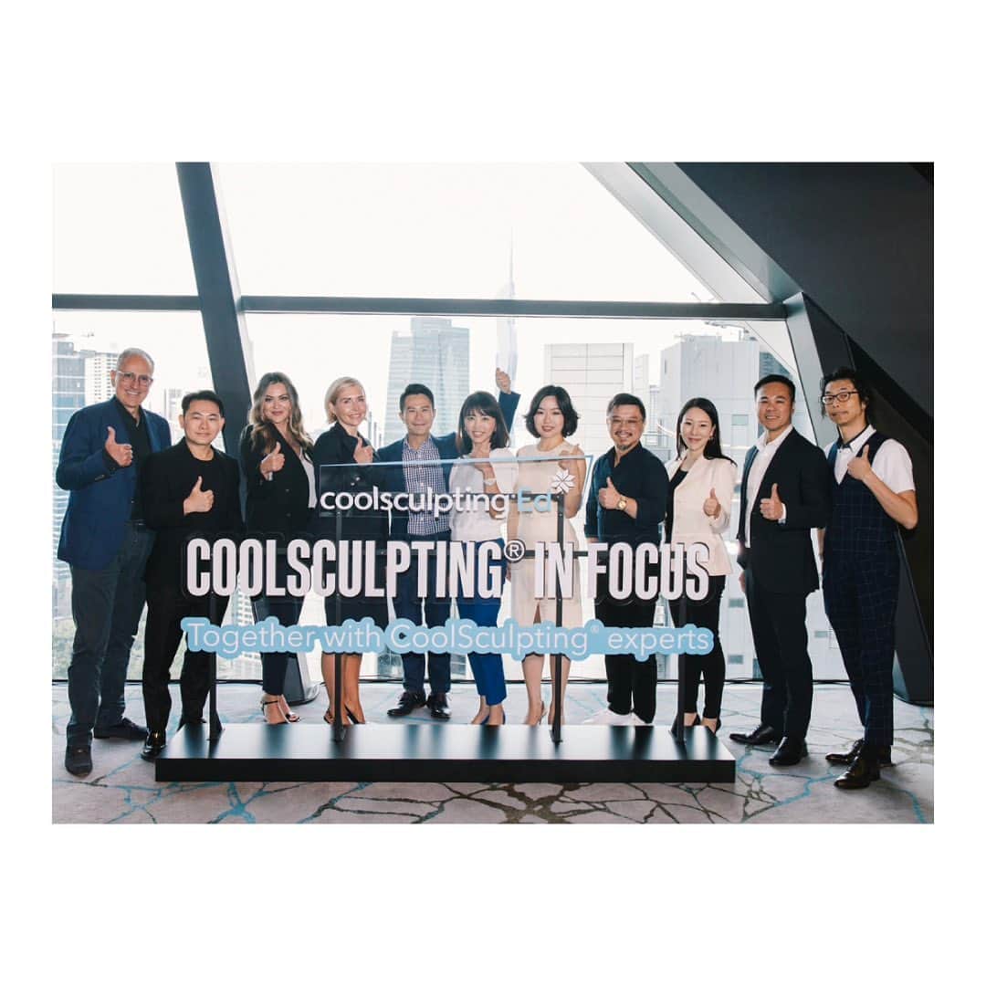 西川礼華さんのインスタグラム写真 - (西川礼華Instagram)「I participated in the CoolSculpting Expert Forum in Malaysia. It was an enriching experience to learn and discuss with Key Opinion Leaders from various countries in the Asia Pacific region.  Having worked with CoolSculpting for over a decade, including during the Zeltiq era, these experienced professionals had already encountered similar challenges to those faced by myself and SBC. It was amazing to receive prompt responses like 'I've dealt with a similar case and this approach worked well.’ It was a moment that I saw the power in expertise among these globally renowned KOLs.  Two representatives from Japan, Dr. Kumiko Shimajima and myself, attended the forum. Thank you, Dr. Shimajima, for your guidance!  マレーシアにて、CoolSculpting エキスパート フォーラムに参加しました。アジアパシフィック各国よりKey Opinion Leaderと呼ばれる先生方が集結し、終日彼らと一緒に学び議論する時間は大変勉強になりました。十数年間クルスカ（ゼルティック時代含む）を扱っている先生方からすると、私やSBCが悩んでいることの似たような経験は既にされており、「こういう症例を経験したことがあって、こう対応したら良くなったよ」というような回答が直ぐに得られることに驚きました。先人の知識と経験によってワープした感覚。そしてグローバルでKOLとして活躍されている先生方のレベルの違いを感じた瞬間でした。 日本からは下島久美子先生と私の２名で参加いたしました。 @kumikoclinic_shirokanedai 、ご指導ありがとうございました！  #CoolSculpting #エキスパートフォーラム #マレーシア #学び議論 #KeyOpinionLeader #KOL #グローバル #shonanbeautyclinic  #湘南美容クリニック  @sbcbeauty_official  #ayakanishikawa #西川礼華」7月16日 2時05分 - ayakanishikawa