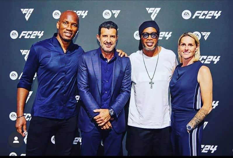 ディディエ・ドログバのインスタグラム：「@easportsfc it’s in the game  @luis__figo @ronaldinho @kellyjsmith @alexscott2 @laurageorges_4 @erling.haaland @stormzy」