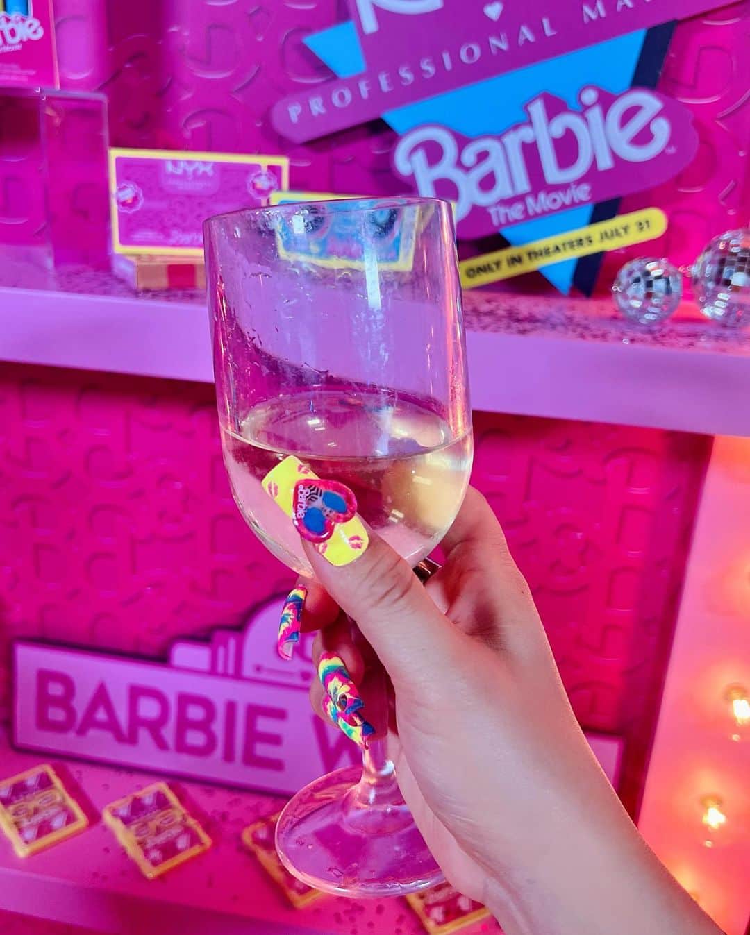 Britney TOKYOのインスタグラム：「It’s a Barbie Party💖👱🏻‍♀️🎀✨ @nyxcosmetics x @barbiethemovie」