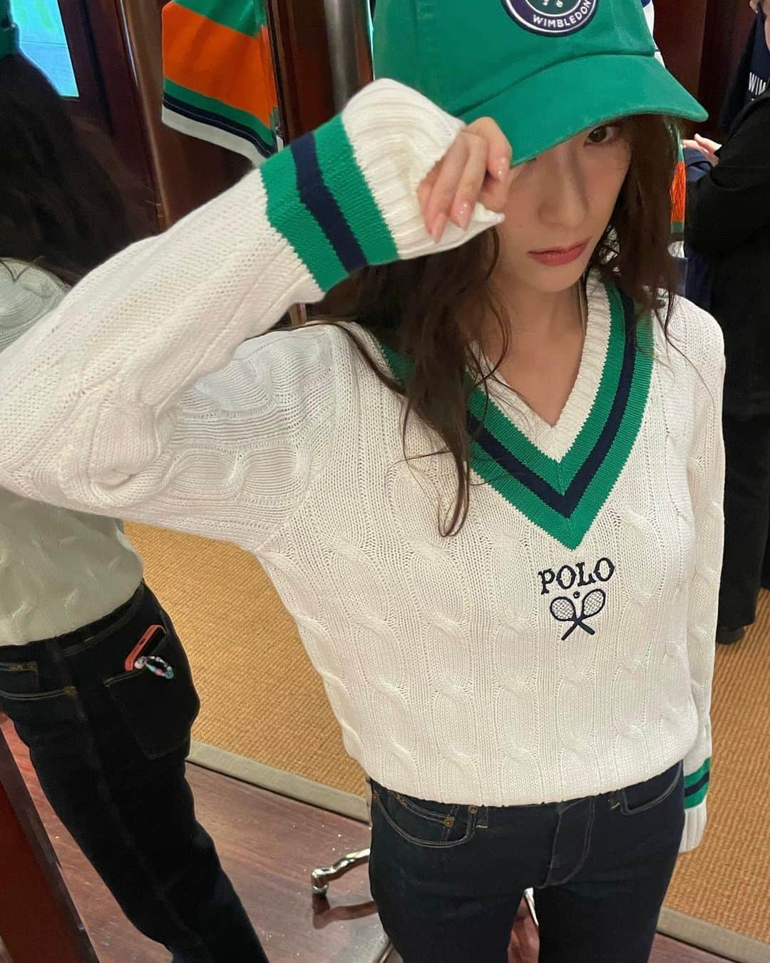 クリスタルさんのインスタグラム写真 - (クリスタルInstagram)「🧢 geared up for the @wimbledon finals at the @ralphlauren flagship store!」7月16日 4時12分 - vousmevoyez