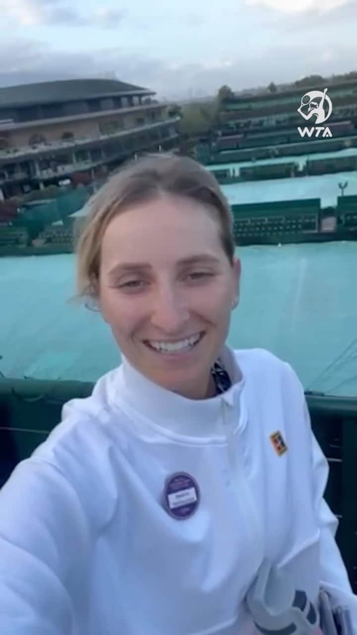 のインスタグラム：「A message from your #Wimbledon CHAMPION 🏆  🗣️ @marketavondrousova 🗣️」