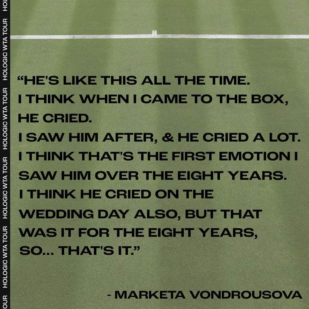 WTA（女子テニス協会）さんのインスタグラム写真 - (WTA（女子テニス協会）Instagram)「THE MODERATOR: Welcome to the press conference for Wimbledon champion, Marketa Vondrousova 🎙️  #Wimbledon」7月16日 5時02分 - wta