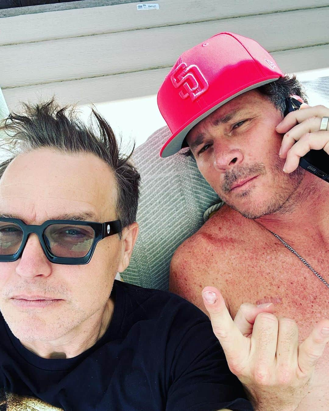 マーク・ホッパスさんのインスタグラム写真 - (マーク・ホッパスInstagram)「Day off lovers. 🍆❤️」7月16日 5時08分 - markhoppus