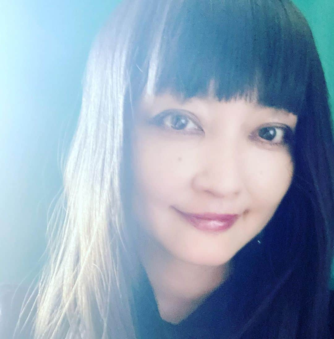 野本かりあのインスタグラム：「いよいよ明日！ 7/17(月・祝) エスムラルダの世界 OPEN16:00-21:00END ADV ¥2000/DOOR ¥2500 ※共に別途D代 ※15歳以下無料 GUEST エスムラルダ LIVE トスカペレカ Maam 生け贄DJ MITSURUde bubbacosima 野本かりあ FOOD お好み焼きひろしま 雲南スパイスカレー」