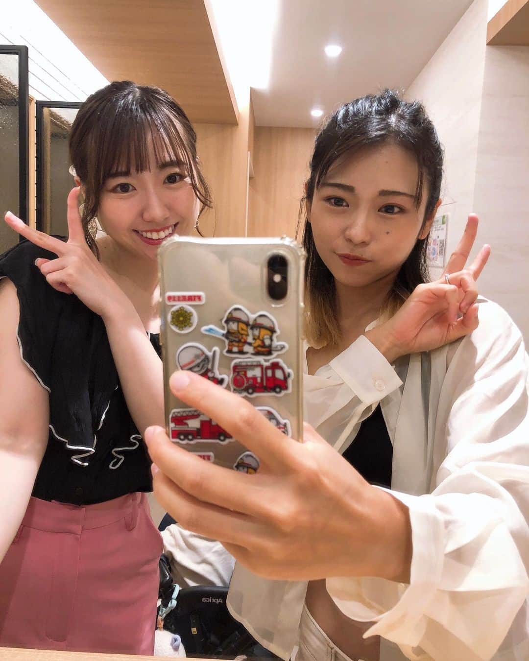立花このみのインスタグラム：「. 癒しだらけのまりえたん🐰🤍 . 隠れ息子を探せ。笑 . . . あー、今日も暑い! みんな無理せず! . . .  #生後10ヶ月 #3歳児 #兄弟 #兄弟ママ #2児のママ #2歳差育児 #子育てぐらむ  #3歳児男の子ママ  #男の子ママ #instagood #instalike #followme」