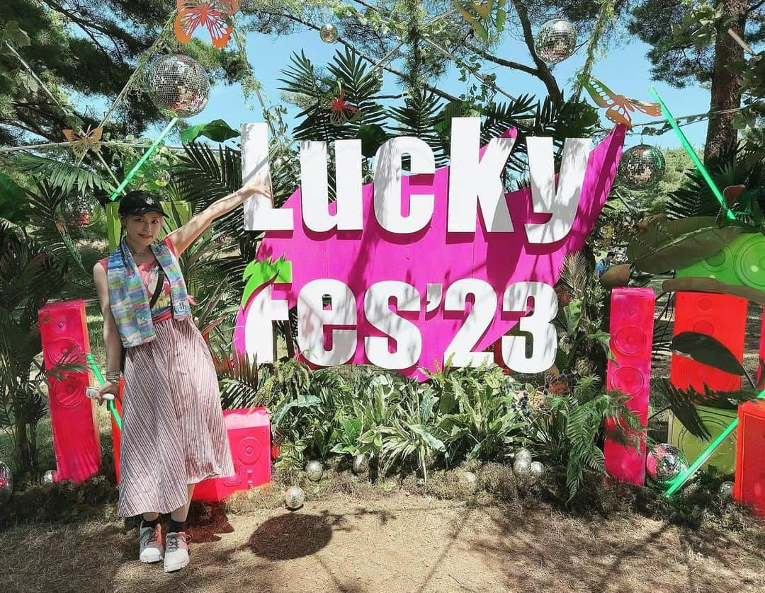 佐咲紗花のインスタグラム：「LuckyFes'23☀️ 暑くて熱くて最高でした🌈 #LuckyFes #LuckySpace」