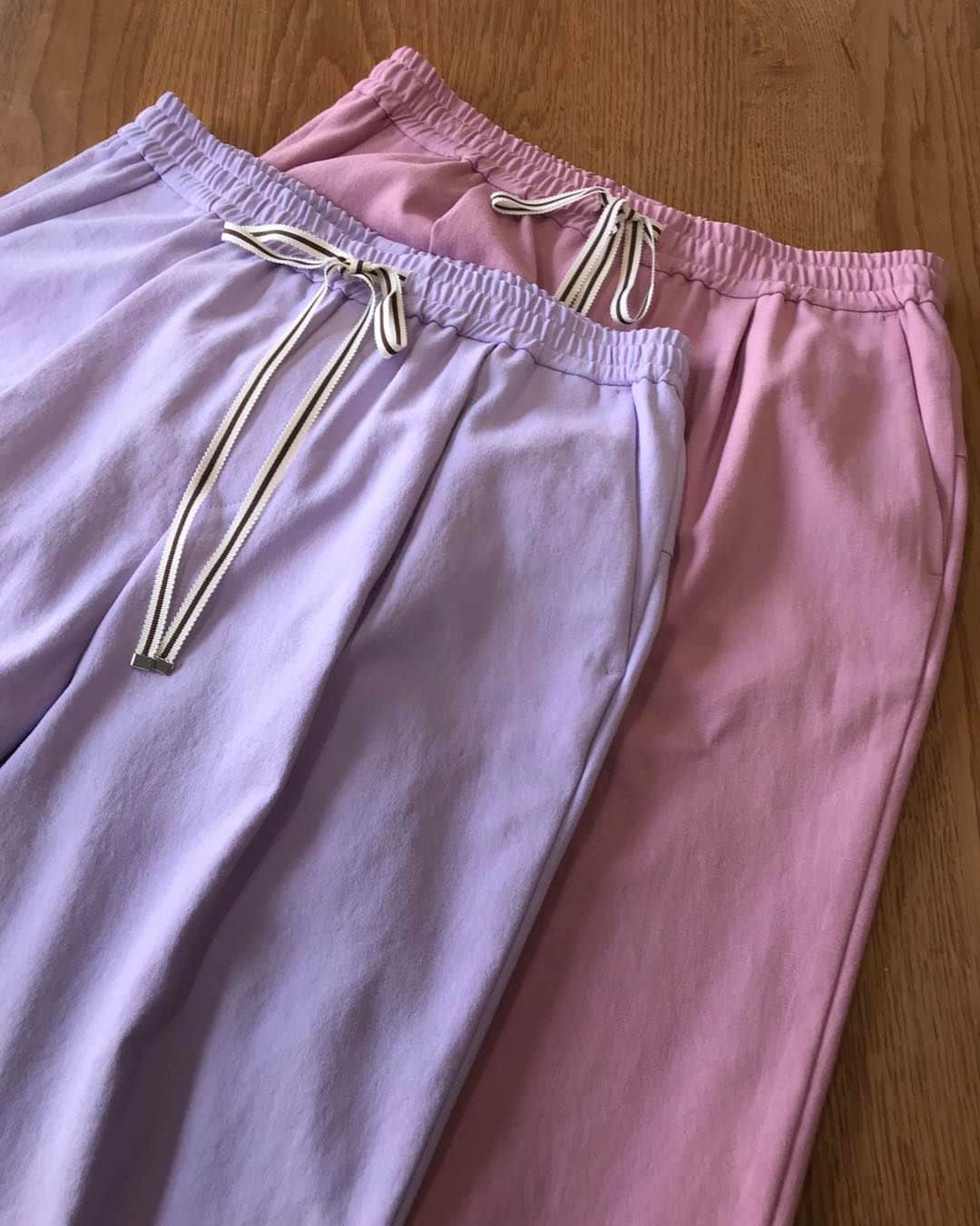 M2companyのインスタグラム：「ストレッチが効いた、 ウォッシャブルパンツ。  サイズ／ 1 ,  2  カラー／ オフホワイト ライトベージュ ピンク ブルー ラベンダー ペールグリーン トップモカ アイスグレー  【BASE】 https://pareatsu.base.ec  #pareatsu #パレアッツ #m2company #エムツーカンパニー #2023SS #パンツコーデ #テーパード #おしゃれさんと繋がりたい  #ciao_varano」