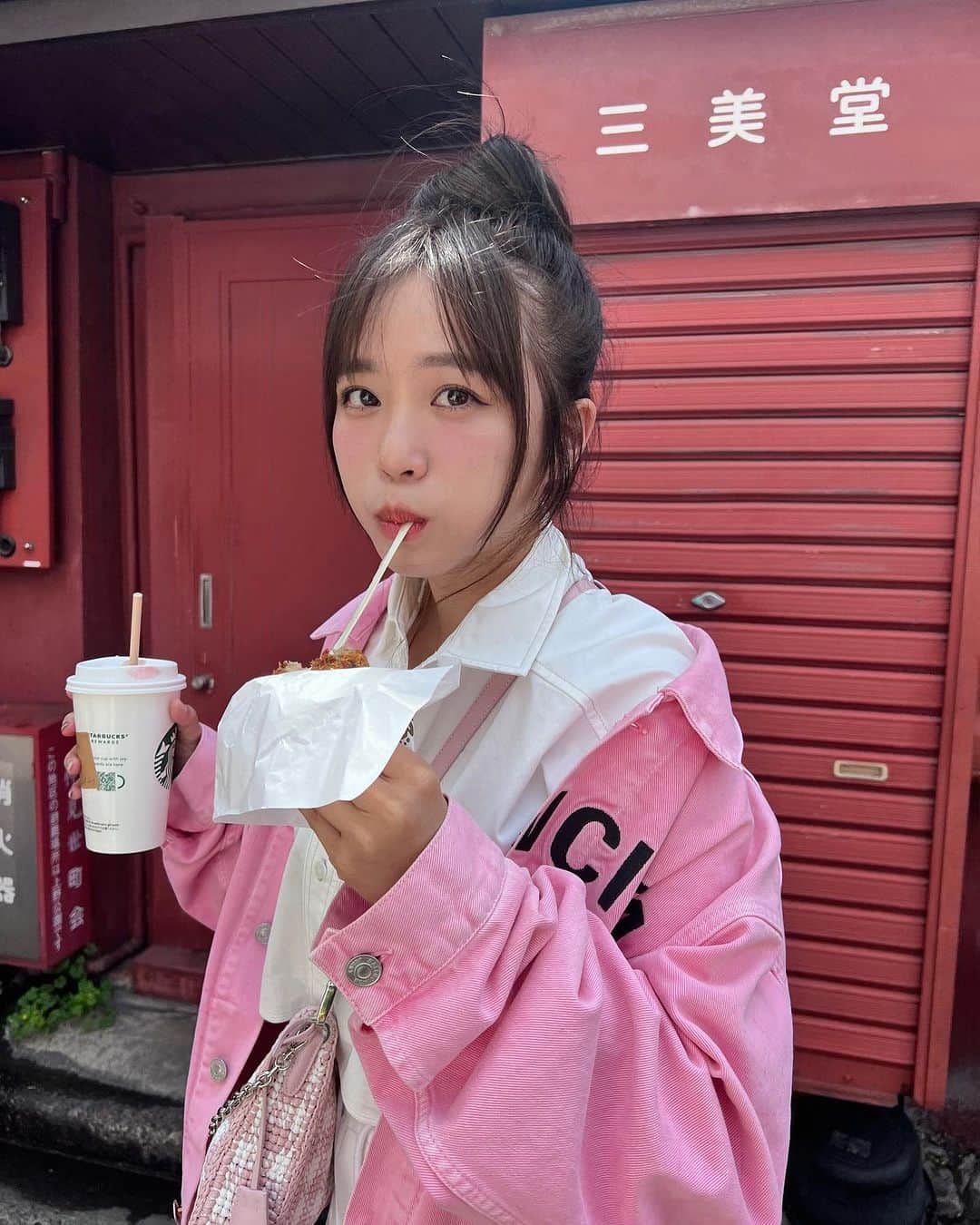 鄭茵聲のインスタグラム：「新片看了嗎？ 1.知道淺草為什麼叫淺草嗎 2.知道雷門是拜什麼神明嗎 3.知道為什麼拍照都拍不好嗎 4.知道晴空塔到人多累嗎 5.知道東京鐵塔有幾公尺嗎 6.知道哪些日劇有拍東京鐵塔嗎」