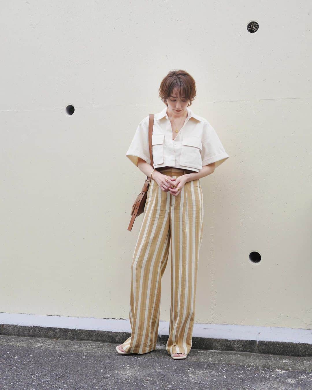 Miki Kanekoさんのインスタグラム写真 - (Miki KanekoInstagram)「上下ZARA♡  シャツはちょっと生地がしっかりしてるけど、風通しいいからそんなに暑くない🌬️  👔👖…#ZARA  👜…#allsaints  👡…#orientaltraffic  necklace,💍…#cene  pierce…#kennethjaylane  necklace…#todayful  .」7月16日 7時54分 - mikiaoba