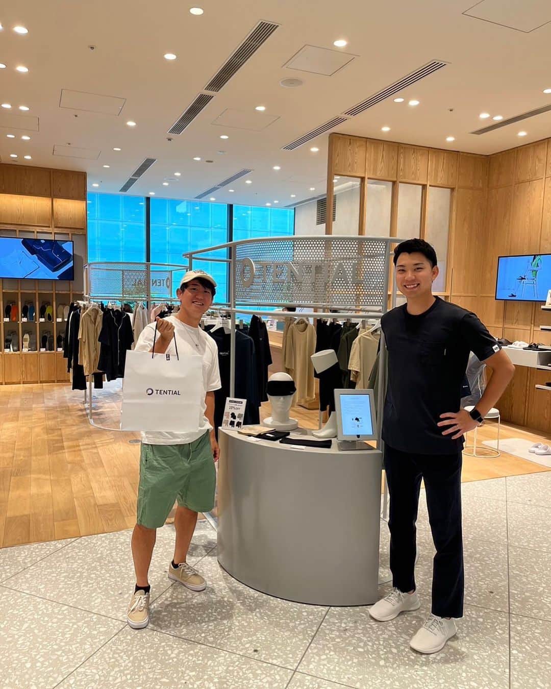 西岡良仁のインスタグラム