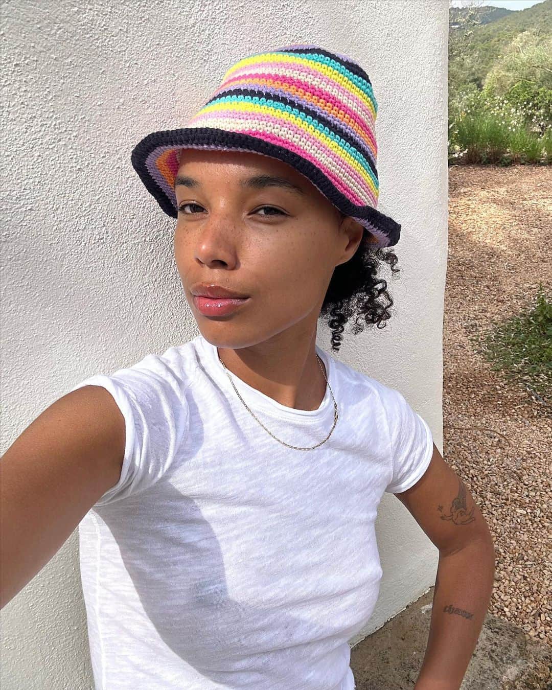 freepeopleのインスタグラム：「@fiahamelijnck is total summer vibes. Link in bio.   #whenyouwearFP」