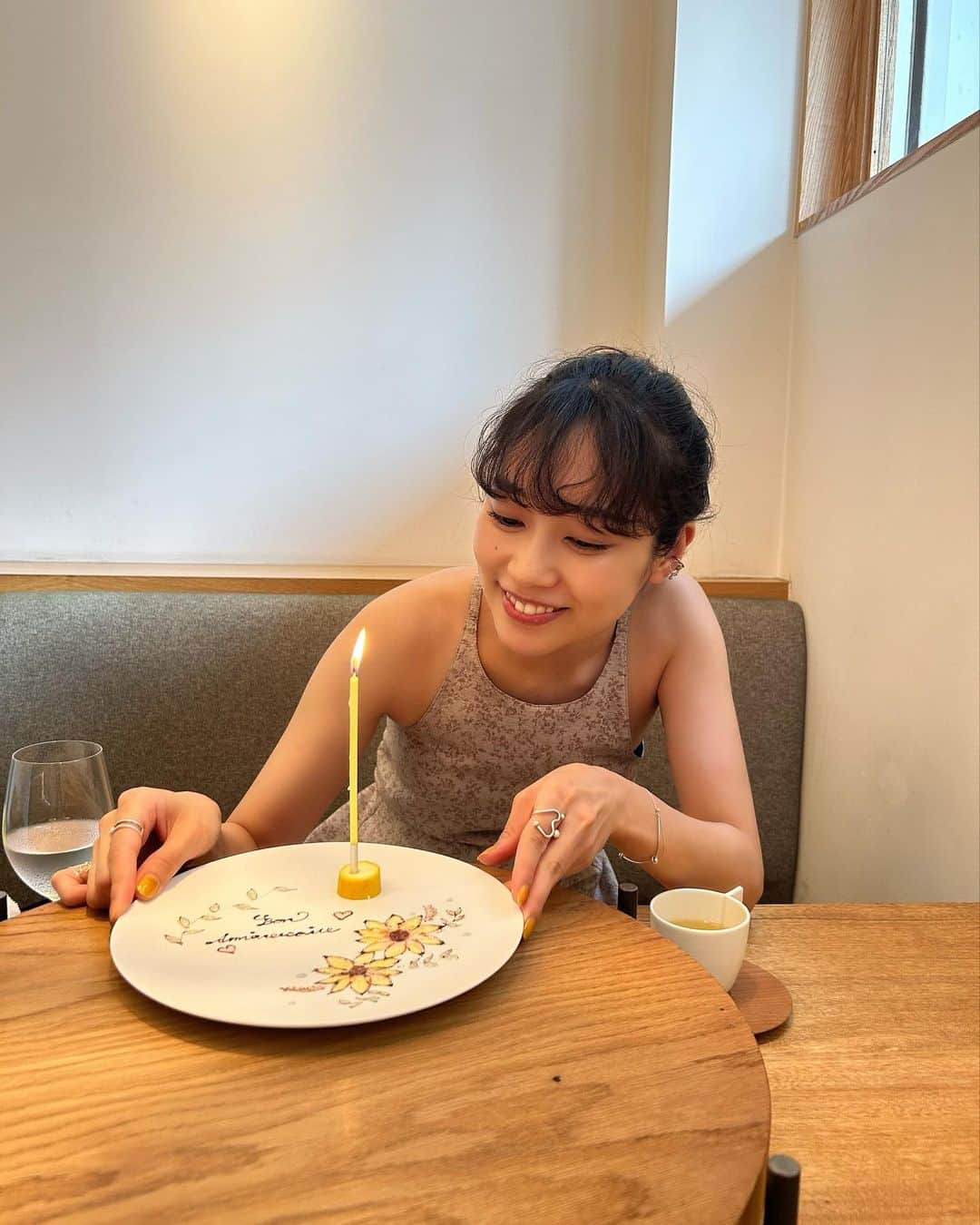 清水くるみのインスタグラム：「29歳になりました🎂❣️ 楽しみながら色んなことに挑戦して、ラスト20代も頑張るぞー！」