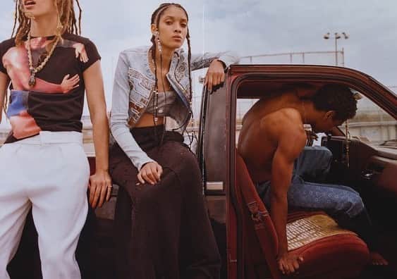 IMG Modelsのインスタグラム：「Back On The Road Again… 🎵 #LicettMorillo (@licettmorillo) stars in the new edition of @heromag. 📷 @mr_puryear 👗 @marissabaklayan #IMGmodels」