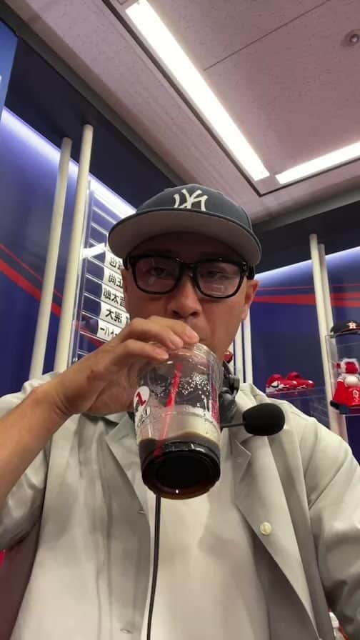 西岡剛のインスタグラム：「Abema MLBの解説のリハーサルの一幕 鳥谷敬さんとです  #djケチャップ #鳥谷敬 #西岡剛」