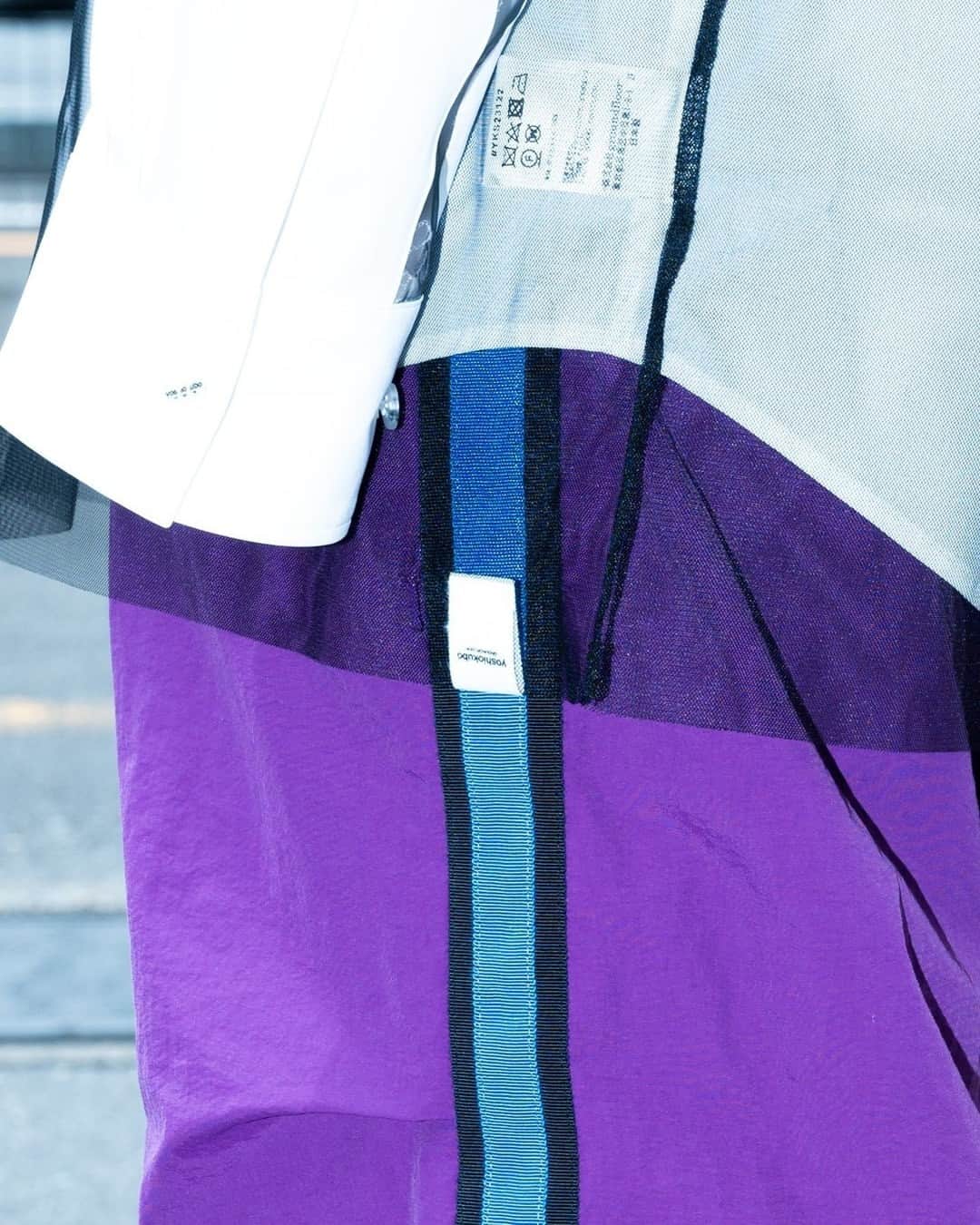 Fashionsnap.comさんのインスタグラム写真 - (Fashionsnap.comInstagram)「Name: hitomi⁠ Occupation: アパレル⁠ ⁠ Tops #yoshiokubo⁠ Shirts #yoshiokubo⁠ Pants #Syu⁠ ⁠ Photo by @kudohhhhh⁠ ⁠ #スナップ_fs #fashionsnap #fashionsnap_women」7月16日 10時00分 - fashionsnapcom