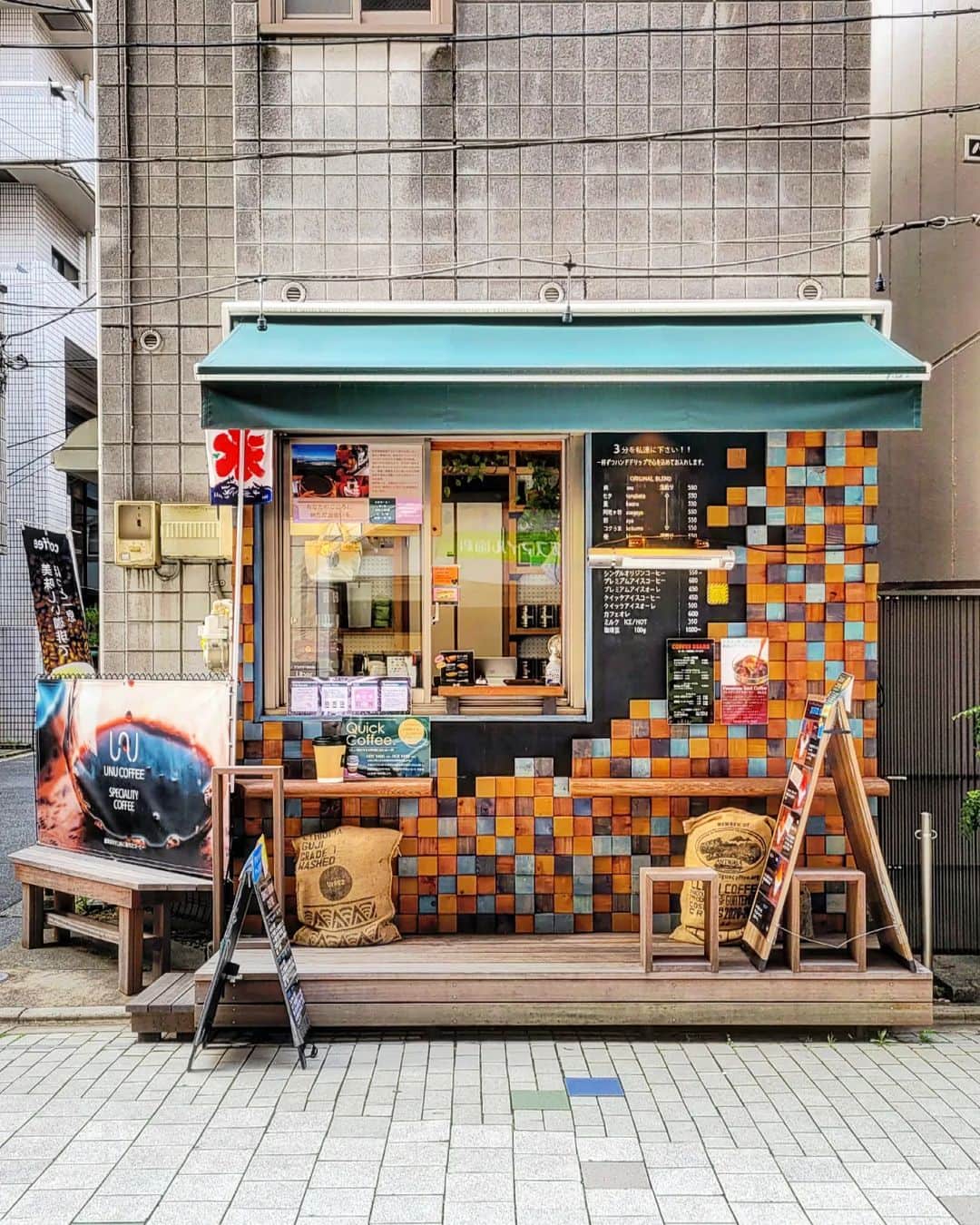 のインスタグラム：「When you come to Tokyo, I will show you around the cafe if necessary. いつだって大事なのは、伝え方がほとんど♪  #阿佐ヶ谷 #☕ #阿佐ヶ谷カフェ #asagaya #unucoffee #ユヌコーヒー #cafetyo #tokyocafe #カフェ #cafe #tokyo #咖啡店 #咖啡廳 #咖啡 #카페 #คาเฟ่ #Kafe #coffeeaddict #カフェ部 #cafehopping #coffeelover #discovertokyo #visittokyo #instacoffee #instacafe #東京カフェ部 #sharingaworldofshops」