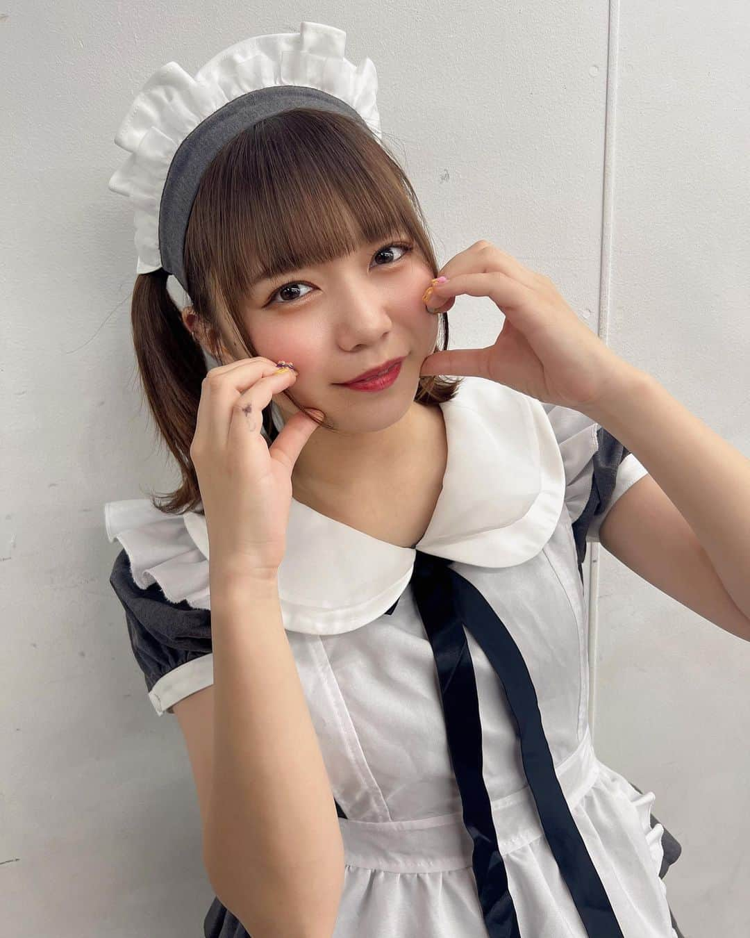 桜田アンナさんのインスタグラム写真 - (桜田アンナInstagram)「メイドさんになりました🩶  #メイド　#メイド服 #メイドコスプレ #メイドカフェ #ついんてーる #外ハネ　#アイドル」7月16日 10時53分 - iamannakawaii