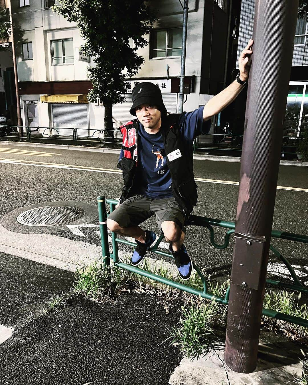 小澤雄太のインスタグラム：「ナイタースナップ！ 別カット ブログにも載ってます✨  #kangol #civiatelier #jumpman #小澤雄太 #おざっつ」