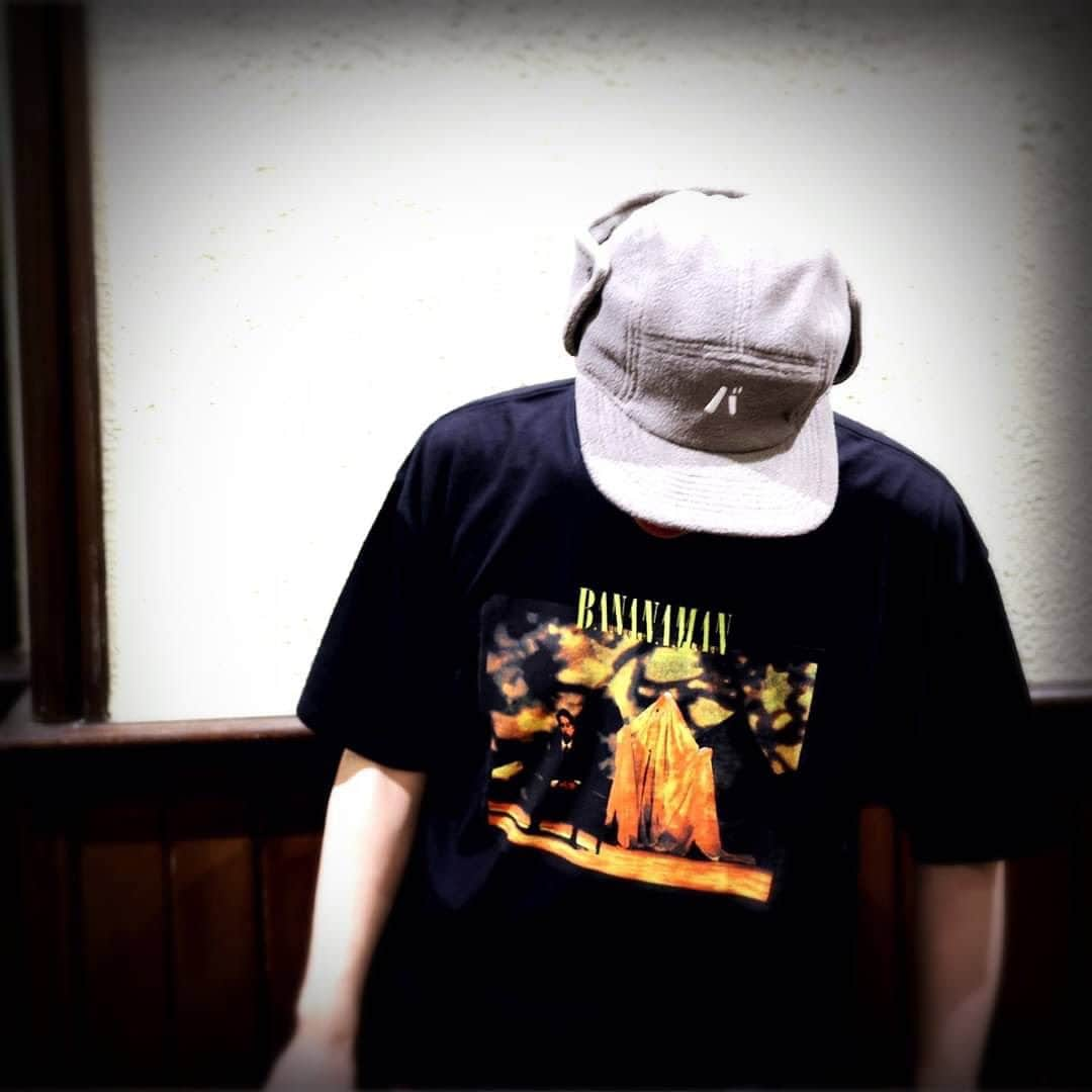 バナナマンさんのインスタグラム写真 - (バナナマンInstagram)「. 【着用アイテム】  設楽 ・フリースCAP　color : GRY ・Tシャツ　HIMUDON TEE　color : BLK　 size：M  #bananaman #bananamangoods  #bananamanlive #バナナマン #バナナマンライブ #bananamanliveO #バナナマングッズ」7月16日 12時03分 - bananaman_goods_official