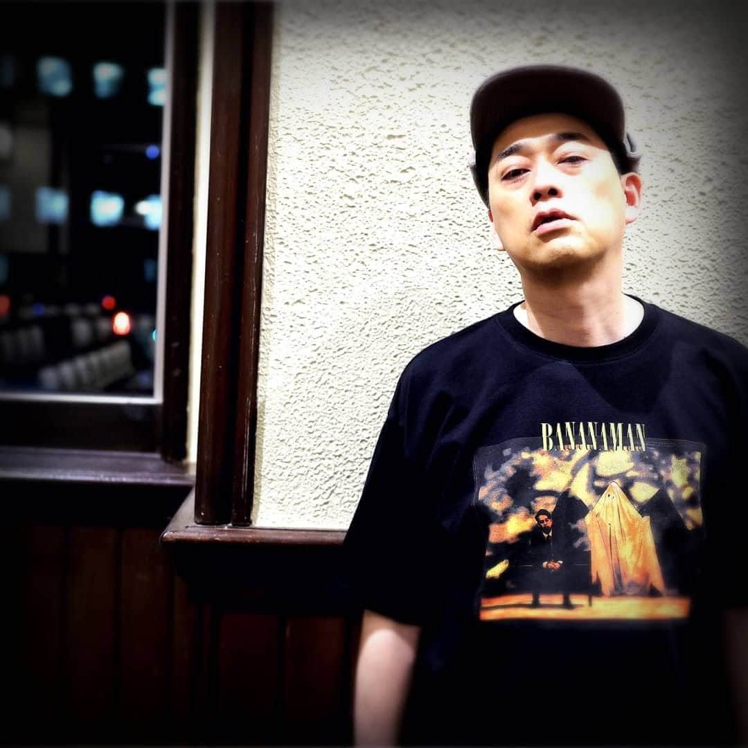 バナナマンさんのインスタグラム写真 - (バナナマンInstagram)「. 【着用アイテム】  設楽 ・フリースCAP　color : GRY ・Tシャツ　HIMUDON TEE　color : BLK　 size：M  #bananaman #bananamangoods  #bananamanlive #バナナマン #バナナマンライブ #bananamanliveO #バナナマングッズ」7月16日 12時03分 - bananaman_goods_official