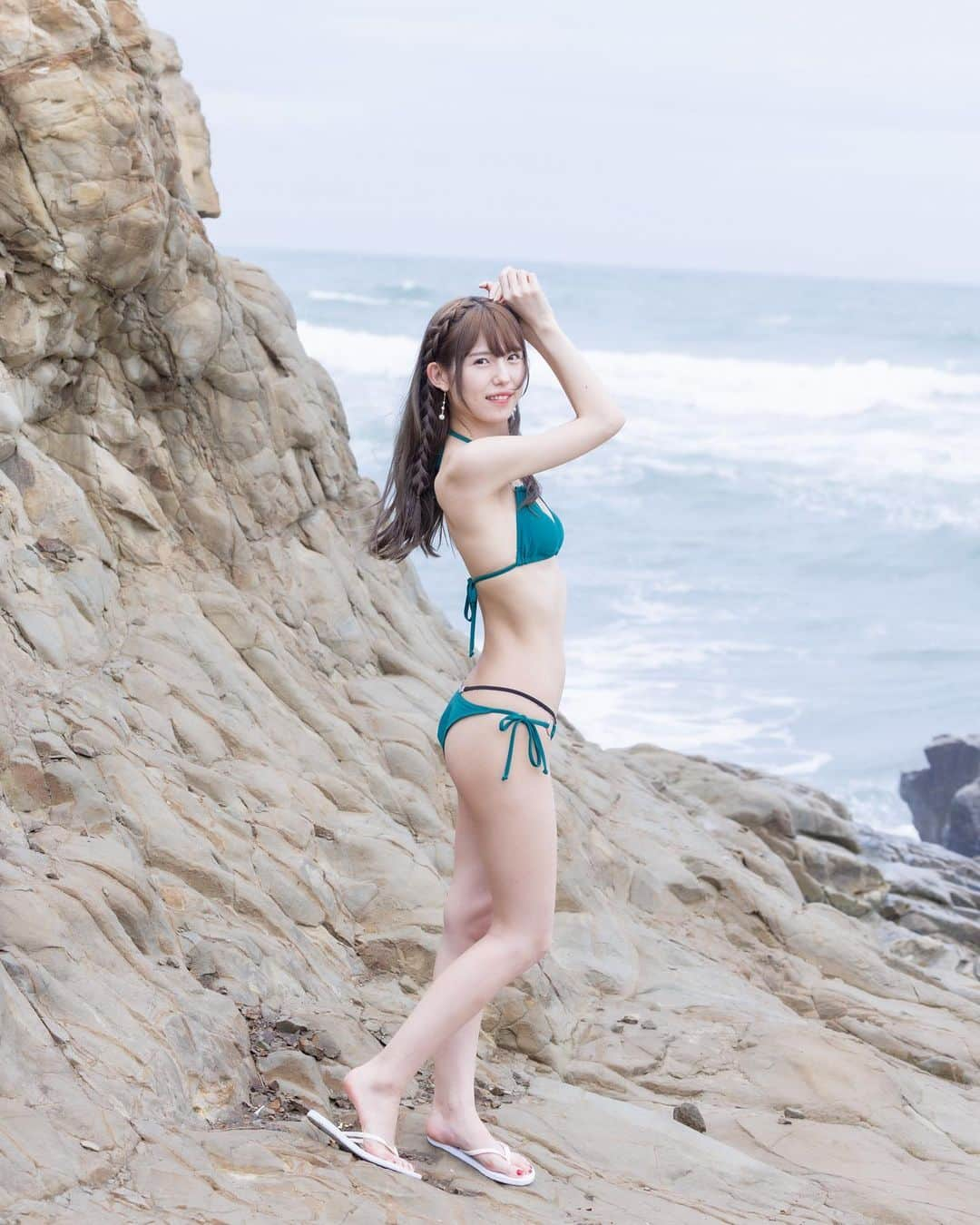 一瀬優美さんのインスタグラム写真 - (一瀬優美Instagram)「海の写真いっぱい嬉しいな〜🥰  #ポートレート #ポートレート撮影 #撮影会 #撮影会モデル #カメラマンさんと繋がりたい #撮影会モデルしてます  #海撮影会  #海撮影」7月16日 13時18分 - yuumi_ichinose