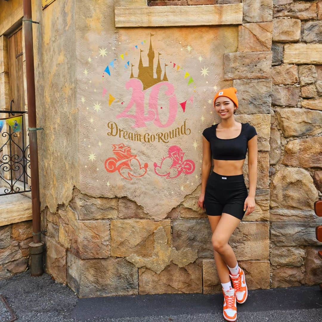 成沢紫音さんのインスタグラム写真 - (成沢紫音Instagram)「Disney40周年でした🎉✨⁡ ⁡⁡ ⁡DisneyLandは行ってたけどDisneySeaは久しぶりでした🐭✨⁡ ⁡⁡ ⁡⁡ ⁡⁡ ⁡ #Disney  #DisneySea  #disney40thanniversary ⁡ ⁡ #ニット帽  #element  #ダンクハイ  #NIKE  #blondey」7月16日 13時39分 - onchan4031