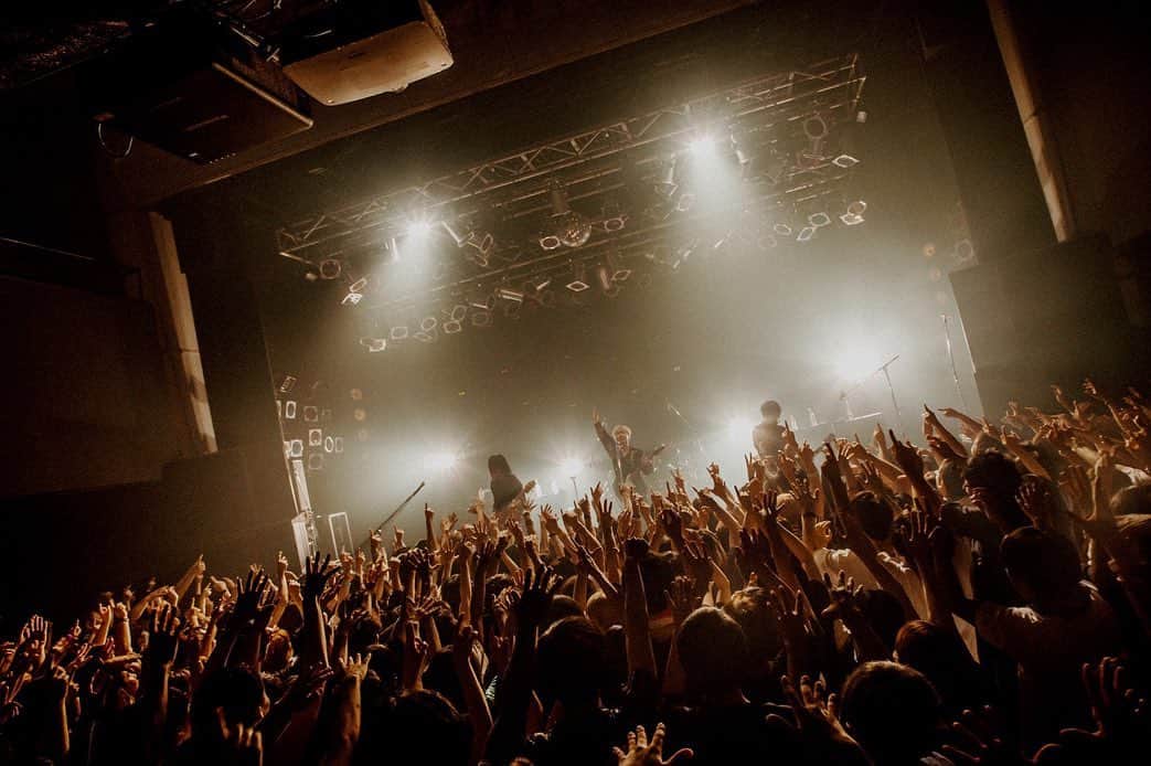 感覚ピエロさんのインスタグラム写真 - (感覚ピエロInstagram)「.  photographer @kyoka_akiwa   2023.07.14 (金) 東京 渋谷 Spotify O-WEST 感覚ピエロ presents『COMEOOOON!!!? together.』」7月16日 13時59分 - kankakupiero