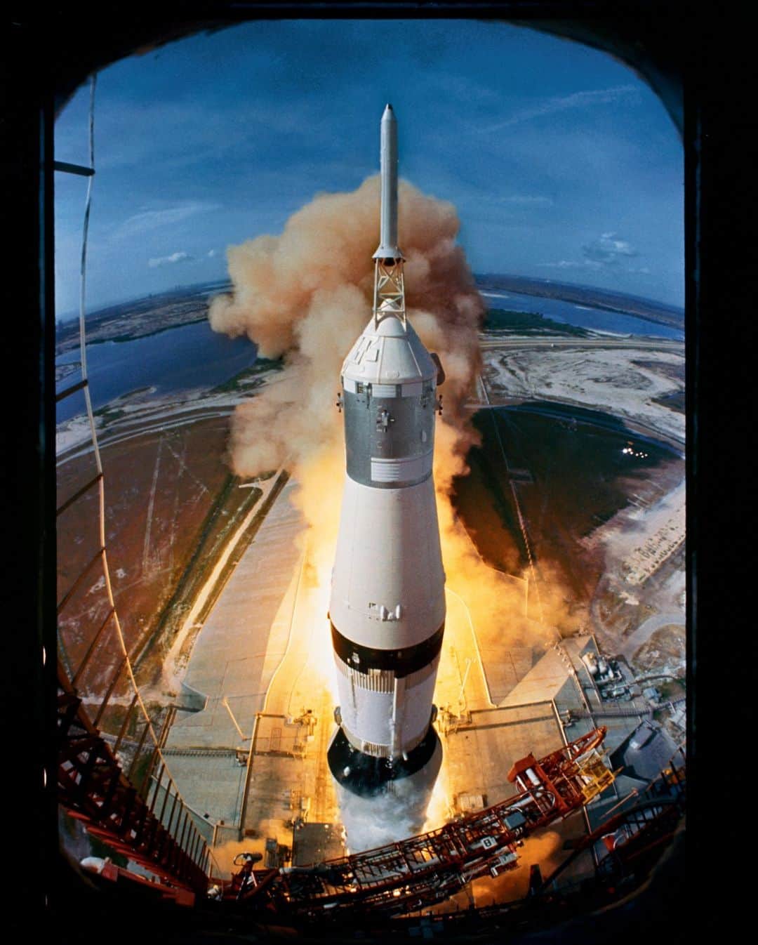 lifeのインスタグラム：「Apollo 11 lifting off the launch pad at Cape Canaveral, Florida.   On July 16th, 1969 at 9:32 am ET, the spacecraft launched on a historic journey to get man on the surface of the moon. Click the link in bio to see more of what liftoff looked like! 🚀  (📷 Ralph Morse/LIFE Picture Collection)  #LIFEMagazine #LIFEArchive #RalphMorse #1960s #Apollo11 #Launch #Liftoff #Spacecraft #NASA #Moon」