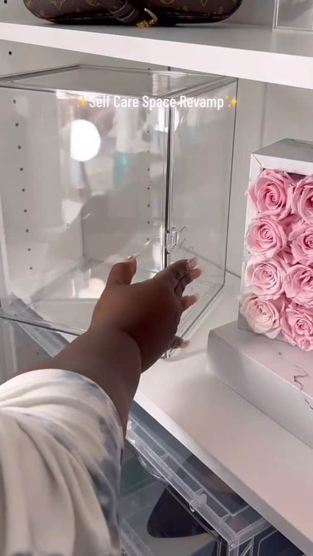 SHEINのインスタグラム：「Which fab SHEIN HOME finds would get your self-care space stocked with supplies to keep your calm in check? 👇 @operation_niki   🔎14436022 13094075 11763322 2718775  #SHEIN #SHEINforAll #SHEINstyle #fashion #chic #saveinstyle」