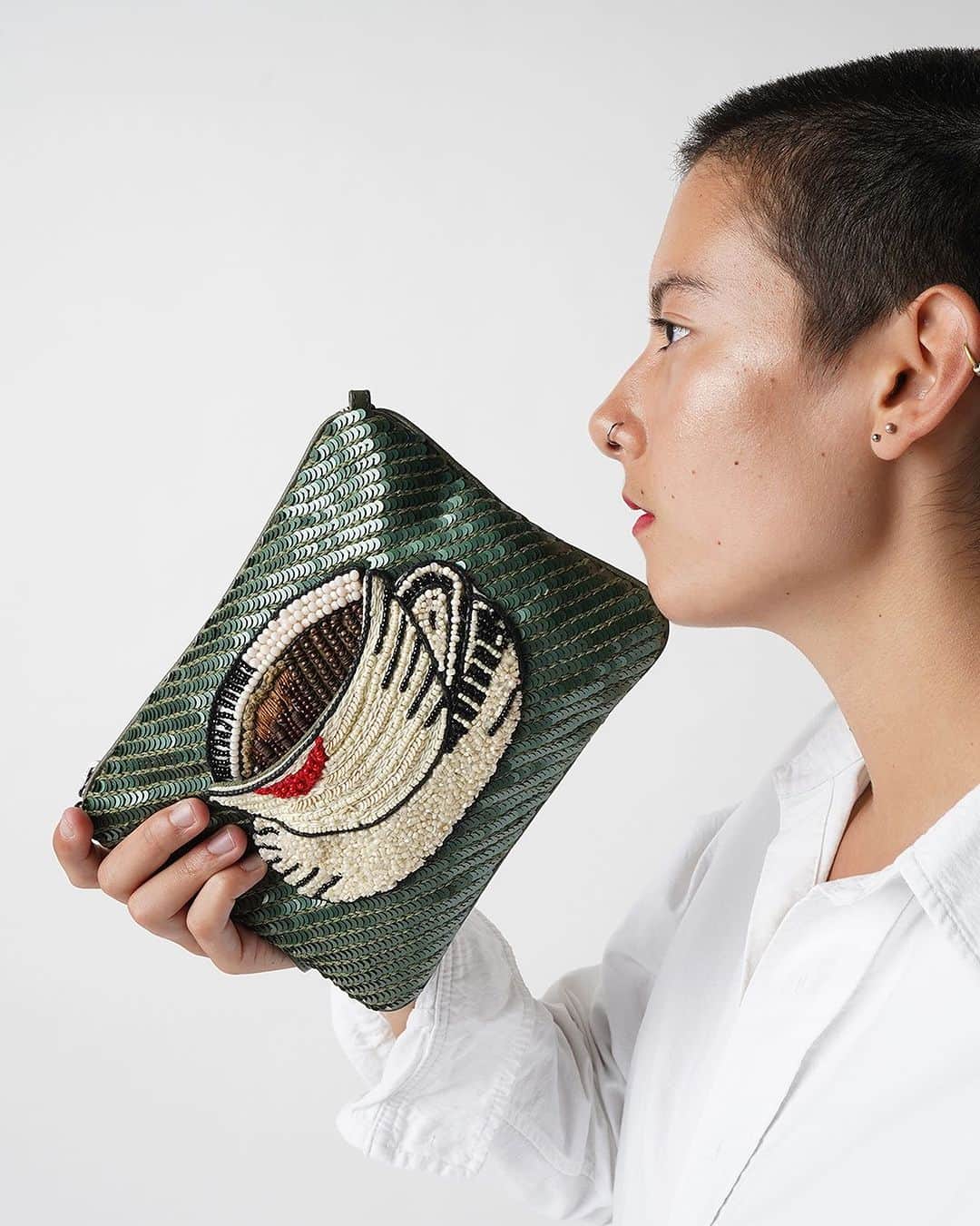 ジャマンピュエッシュのインスタグラム：「A pouch for the true coffee queens #jaminpuech #coffeeholic #pouch #embroideryart」
