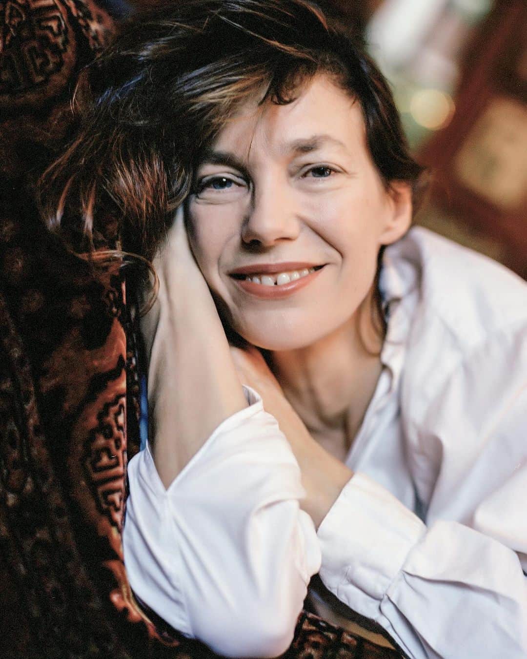 ELLE Magazineさんのインスタグラム写真 - (ELLE MagazineInstagram)「#JaneBirkin has passed away at the age of 76. The English-French actress and singer's legacy lies in more than just her prolific output of films (she's appeared in 65) and music or her high-profile romantic and creative partnership with her former partner, the late singer-songwriter #SergeGainsbourg—Birkin had an indelible impact on fashion, inspiring @hermes’ iconic Birkin bag and setting the bar for what effortless French style can be. Read more about Birkin’s incredible life at the link in bio.」7月17日 1時29分 - elleusa