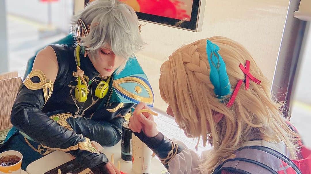 麗華さんのインスタグラム写真 - (麗華Instagram)「We came to McDonald's together🍔  I order for a happy set✨  #TGKMATSURI #Philippines」7月16日 17時24分 - reika_japan_