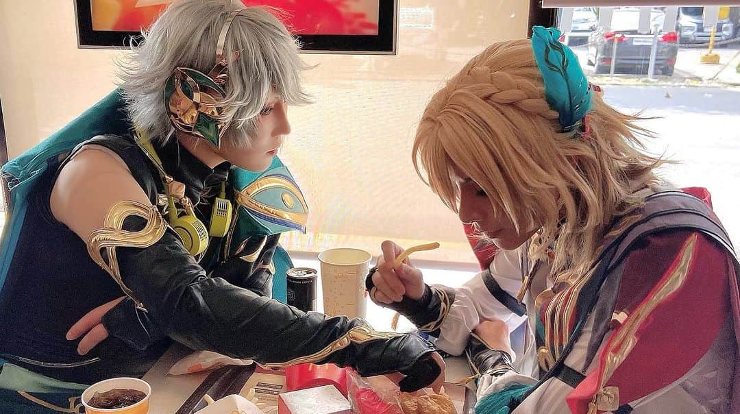 麗華さんのインスタグラム写真 - (麗華Instagram)「We came to McDonald's together🍔  I order for a happy set✨  #TGKMATSURI #Philippines」7月16日 17時24分 - reika_japan_