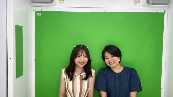 近藤祥子のインスタグラム：「👩🏻 プリクラ 撮影編  プリクラが難しくて腕組みがち😂  #プリクラ #30代のプリクラ  #プリクラ撮ってる様子を動画に撮るらしい」