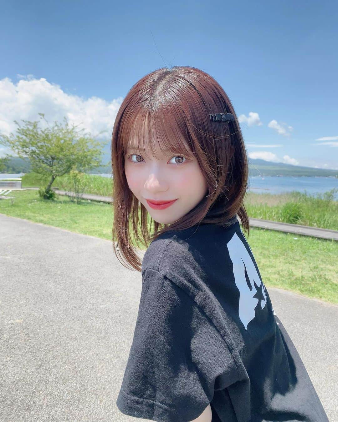 鳴海寿莉亜さんのインスタグラム写真 - (鳴海寿莉亜Instagram)「☻☺︎☻☺︎ 🍉🌞🌴🌺🌈✨ ・ ・ #SPARK2023  夏フェス最高だーーーー！❤️‍🔥 ・ ・ 明日最終日！◡̈ ・ ・ ・ ・ ・ ・ #山中湖 #富士山 #山梨 #153cm #アイドル #ボブ #フォローミー #fashion #daily #cute #hair #girl #instafollow #ootd #followme #qhoto #japanese #instagood #좋아요그램 #셀카그램 #좋아요반사  #팔로우 #맞팔 #소통 #좋아요 #셀카  #팔로우미#전신 #귀여워」7月16日 17時39分 - juria_narumi.official