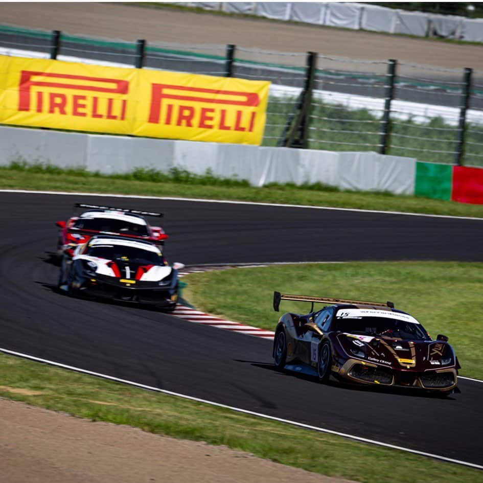 Ferrari Japanさんのインスタグラム写真 - (Ferrari JapanInstagram)「鈴鹿サーキットで行われたFerrari Challenge ジャパンシリーズ第4戦。 夏の鈴鹿でレーサーたちは1秒を争う。様々な波乱を見せたレース展開。 手に汗握る攻防はFerrari YouTubeチャンネルからご覧いただけます。  来月8月5-6日にて最終第5戦目がSUGOで行われる。 最終戦はどのようなレース展開を見せてくれるのか。乞うご期待。  #Ferrari #フェラーリ #FerrariJapan #FerrariRacingDays2023 #Ferrarichallenge #FerrariChallengeJapan #Ferrari488ChallengeEVO #FerrariCorseClienti #FerrariRaces #フェラーリチャレンジ #フェラーリレース #LuxuryLifestyle #LuxuryCars #CarLifestyle #Ferraristi #ラグジュアリーカー」7月16日 17時48分 - ferrarijpn