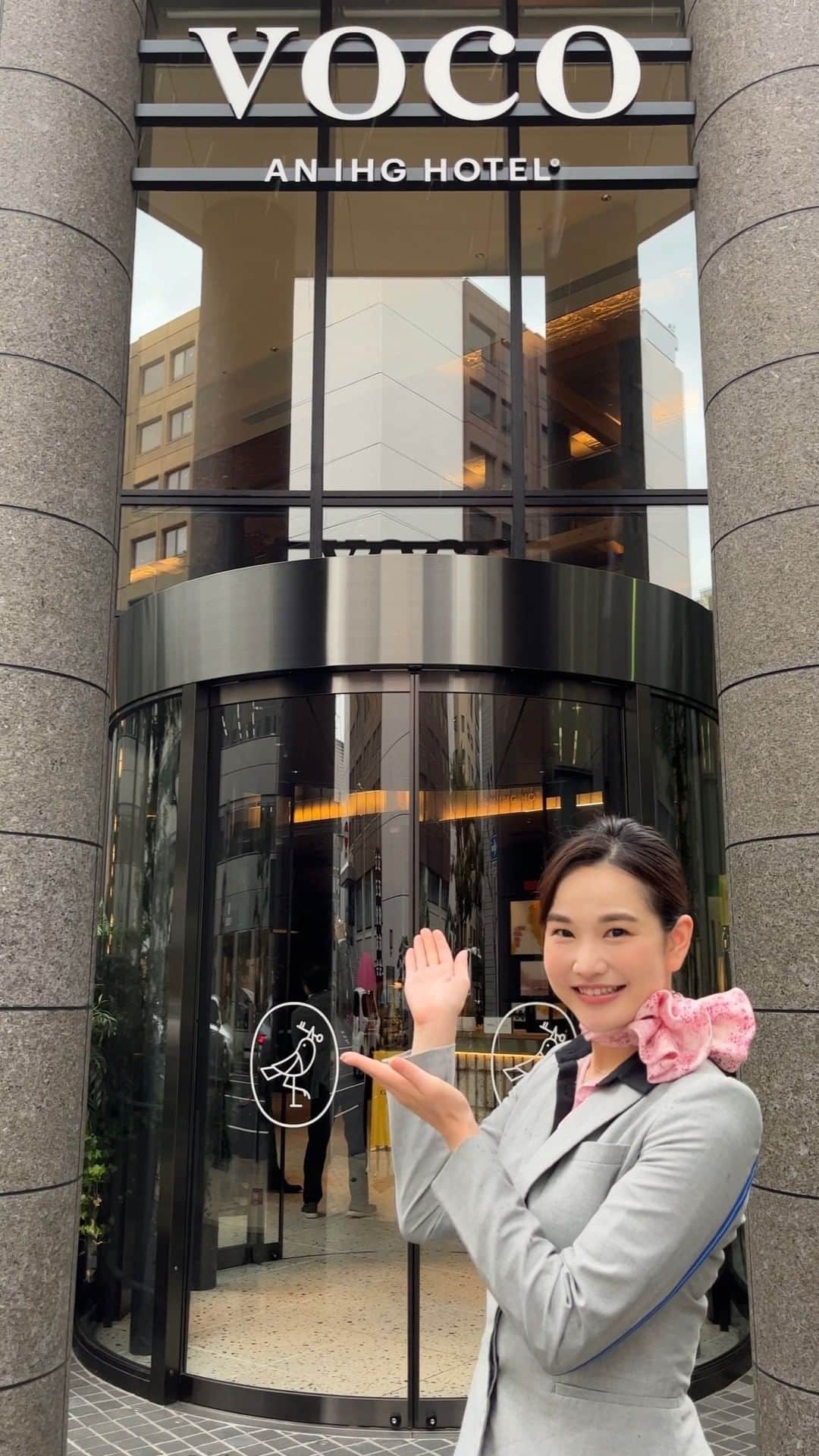 ANAのインスタグラム：「#voco大阪セントラル をご紹介✨✈️  2023年5月30日オープン！ 新旧が融合した魅力的なデザインや、ホテルならではのダイニングやカフェ&バーも充実🍽️🍹  航空券とホテルでおトクなダイナミックパッケージはこちら✈ https://ana.ms/3NX7Dp7  ホテルのみのご予約もできます🏨 https://ana.ms/46SyXx4  @voco_osaka_central #allnipponairways #ana #japan #大阪 #大阪旅行 #大阪ホテル #osaka #japantrip #trip #CA #客室乗務員 #hotel #ホテル #旅行 #旅 # #travel #trip #vocoosakacentral」