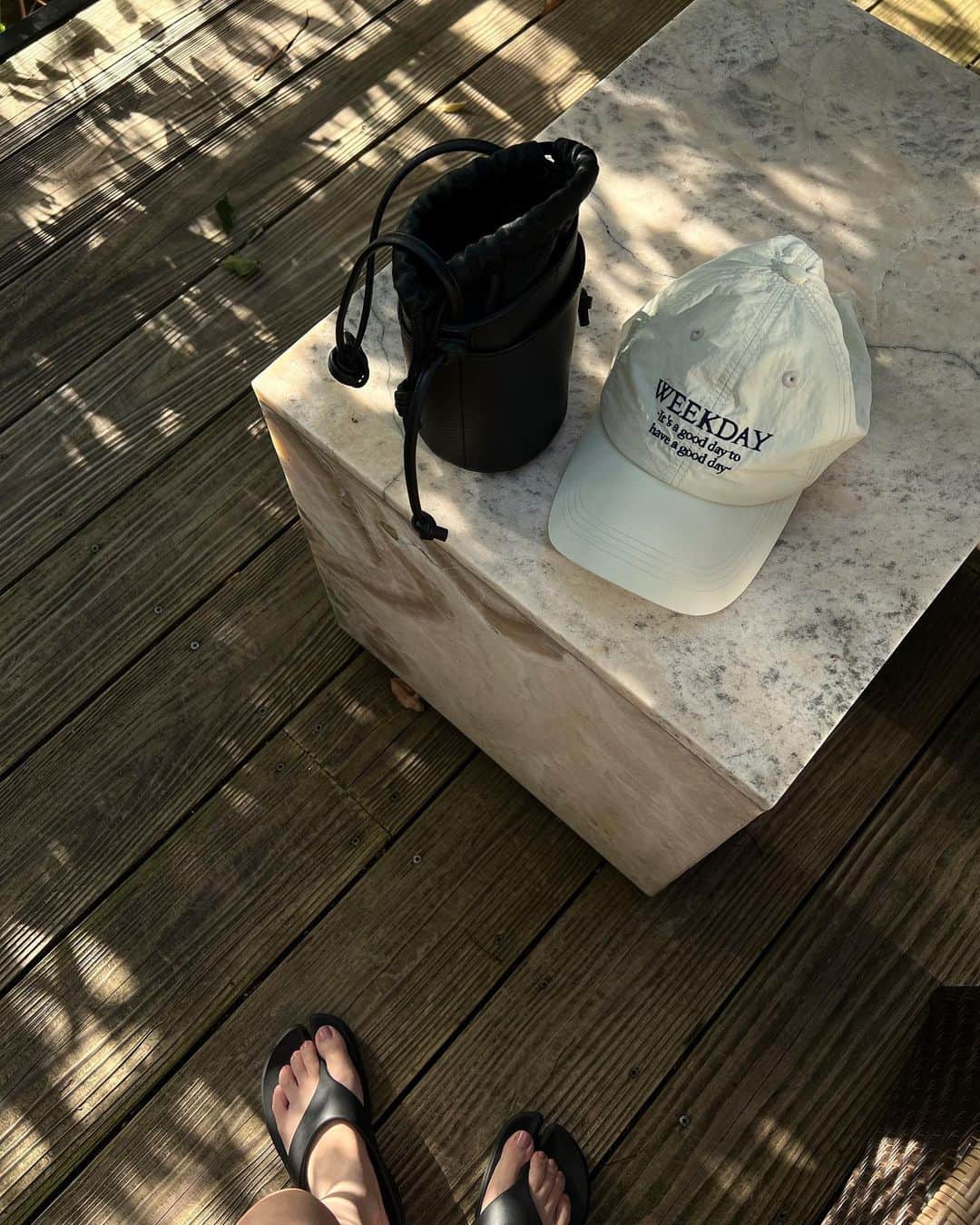muua777さんのインスタグラム写真 - (muua777Instagram)「. ⁡ はじめての淡路島へ！ ⁡ 今年買ったナイロンCAPが🫶 ⁡ Instagramで見たおしゃんな珈琲屋さんも たまたま通りかかって行けました☺️ ⁡ ⁡ cap… #canaljean tops.pants… #gallardagalante  bag… ？ sandal… #paes ⁡」7月16日 18時54分 - muua777