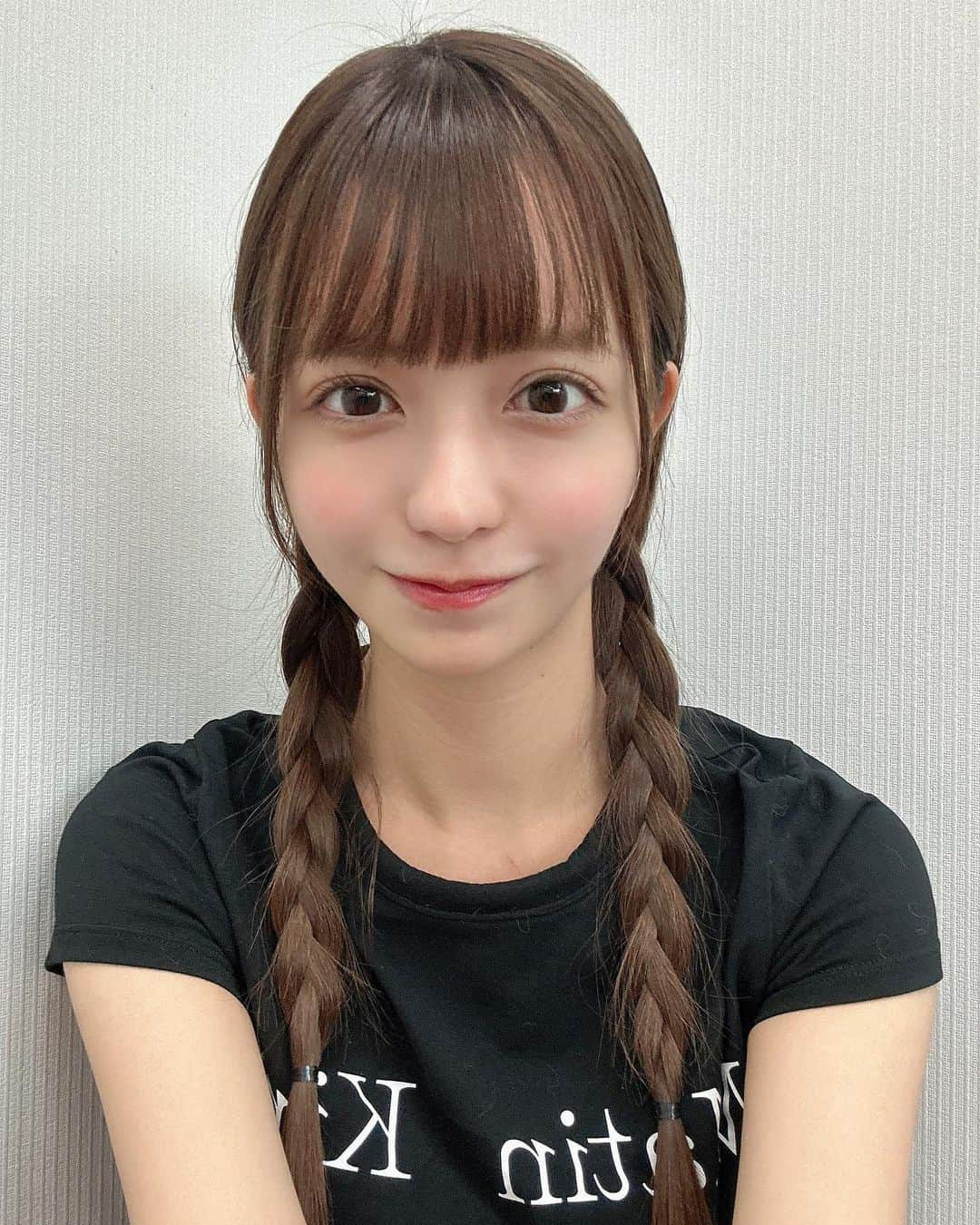 森ふう花のインスタグラム：「最近写真とりにいけてないから自撮りでゆるしてにゃん‼︎‼︎‼︎‼︎‼︎‼︎‼︎‼︎‼︎‼︎‼︎ (っ´ω`c) . . . . #アイドル #自撮り #アイドルヘア #三つ編み #いいねほしい」