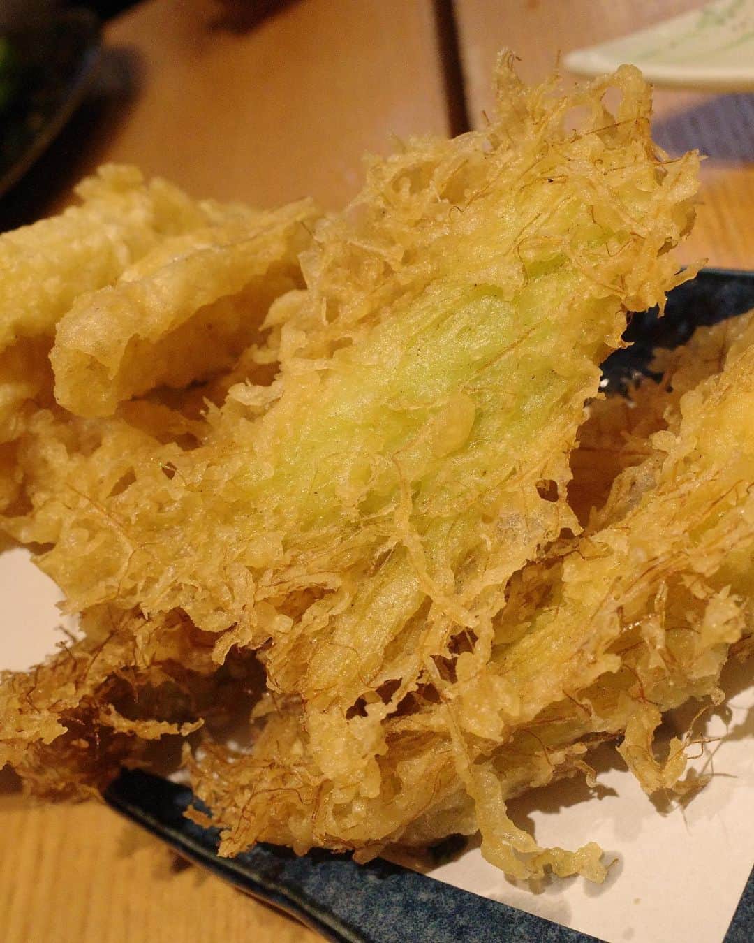 桃乃木かなさんのインスタグラム写真 - (桃乃木かなInstagram)「牡蠣〜🦪  生牡蠣食べ比べ！ 濃厚というよりもさっぱりした牡蠣が好きです！  産地でこんなに味が違うって凄いよね！ 食べ比べは楽しくて大好きです💭  #生牡蠣」7月16日 19時35分 - kana_momonogi